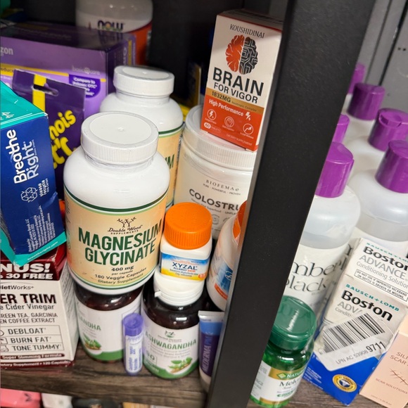 Tuesday Night NEW Pallet Health & Beauty 7:30 EST - Picture 2 of 13